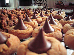Sugary chocolate cookies.